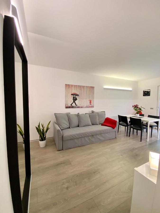 Appartamento Miranda Con Giardino Privato E Pool Exterior foto